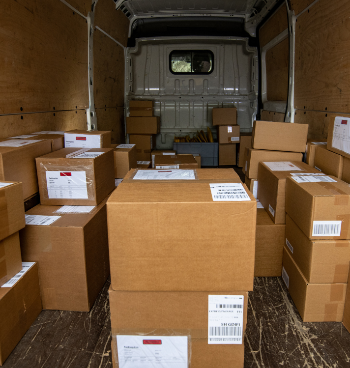 ขนส่งสินค้ากระจายสินค้า